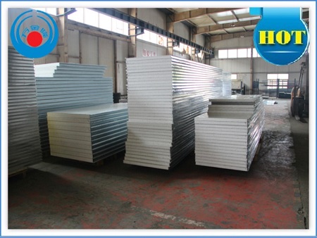 Polystyrene sandwich panels